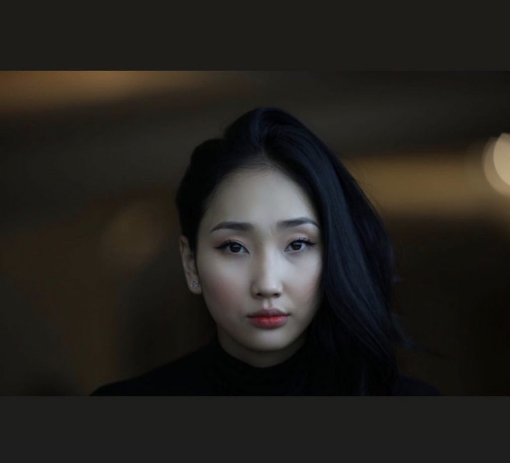 Б.Сүнээ: Нулимснаас өөр найзгүй үхлээс өөр сонголтгүй буланд шахагдаж үз