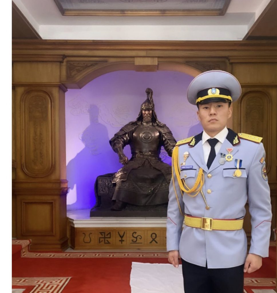 Н.Мөнгөншагай ойн медалуудаар шагнагджээ
