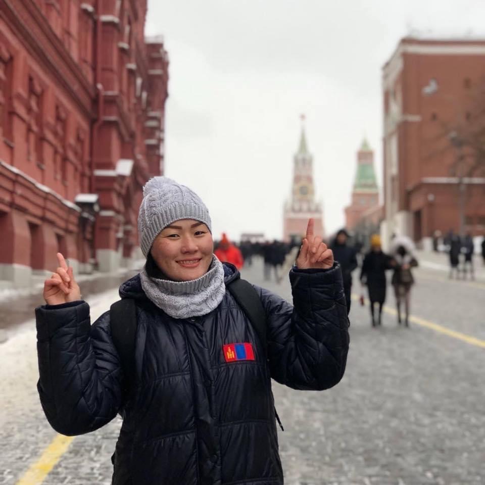 МУГТ О.Насанбурмаа Чөлөөт бөхийн холбооны булхайг дэлгэж эхлэв