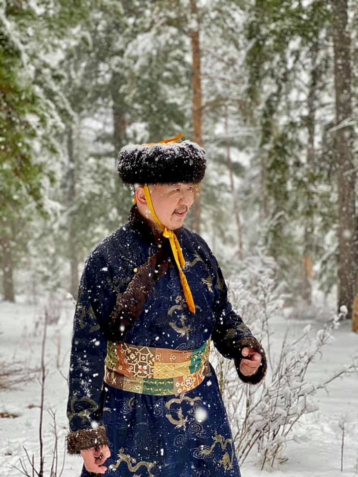 Өөртөө итгэлтэй байх тухай залуучуудад зориулсан цөөн хэдэн үг