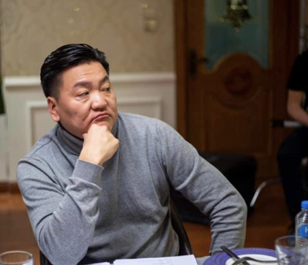 “Мөрөөдлийн театр”-ын Эрхмээ ухаалаг утаснаас татгалзжээ