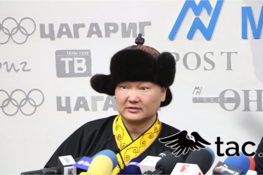 С.Жавхлан: Монголоо 22 жил ерөөж дуулсан С.Жавхлангаас хараалын үг сонсоно гэдэг хэцүү дээ