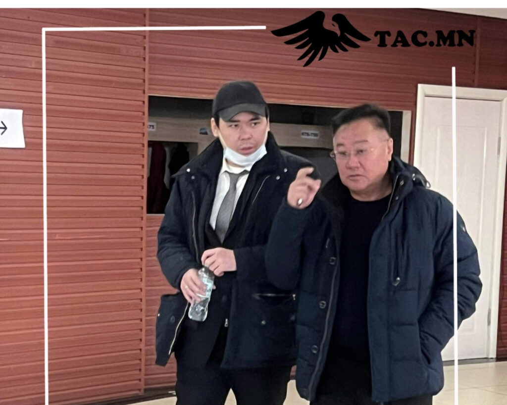 Хөгжлийн банкны захирал асан Н.Мөнхбат олны нүднээс нуугдаж явна