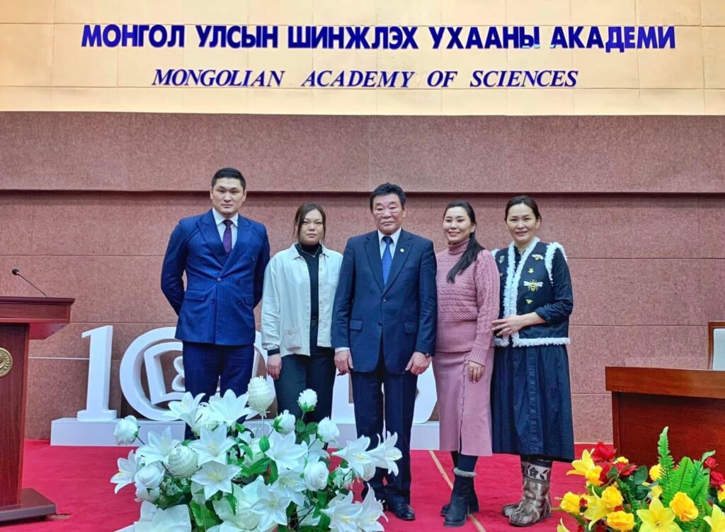 Хөгжмийн зохиолч Нацагийн Жанцанноров Шинжлэх ухааны докторын зэрэг хамгааллаа