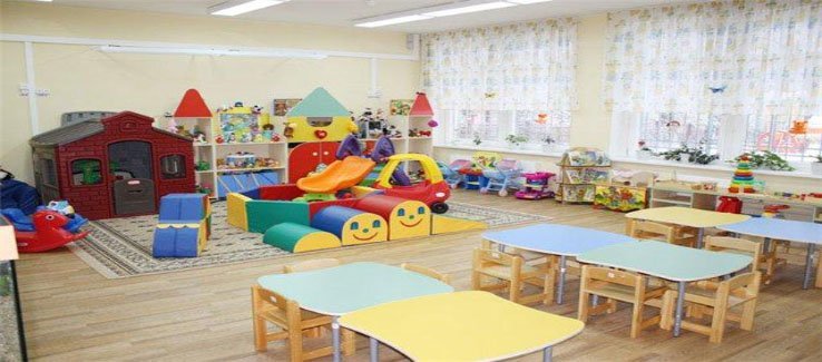 Хоёр настай хүүхдийг “Орондоо бие заслаа” гэх шалтгаанаар багш нь зоджээ