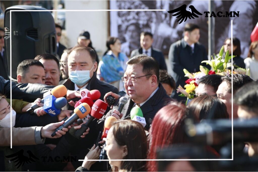 С.Эрдэнэ:Өнөөдөр АН нэгдмэл нэг удирдлагатай, нэг зорилготой, цаашид олон чухал асуудлыг шийдэх асуудалд ханцуй шамлан нэгдэн орнo