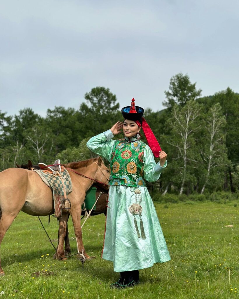 Эрдэнэтийн миссийн Монголжин төрх