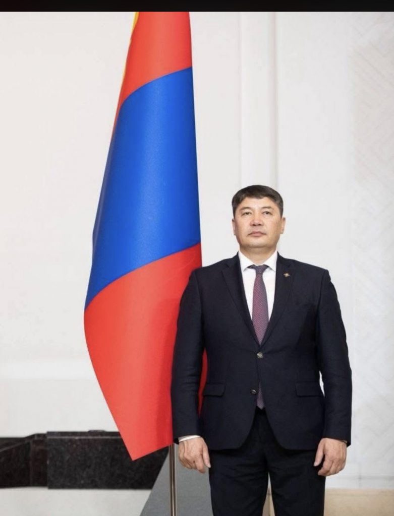 Т.Аубакир: Тэтгэвэр бага байгаа нь үнэн. Жил бүр тогтмол нэмнэ
