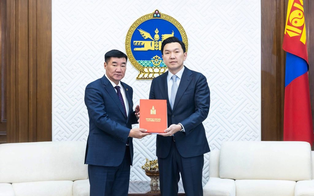 Газар зүйн нэрийн жагсаалтад нэмэлт, өөрчлөлт оруулахаар УИХ-ын тогтоолын төслийг өргөн мэдүүлэв